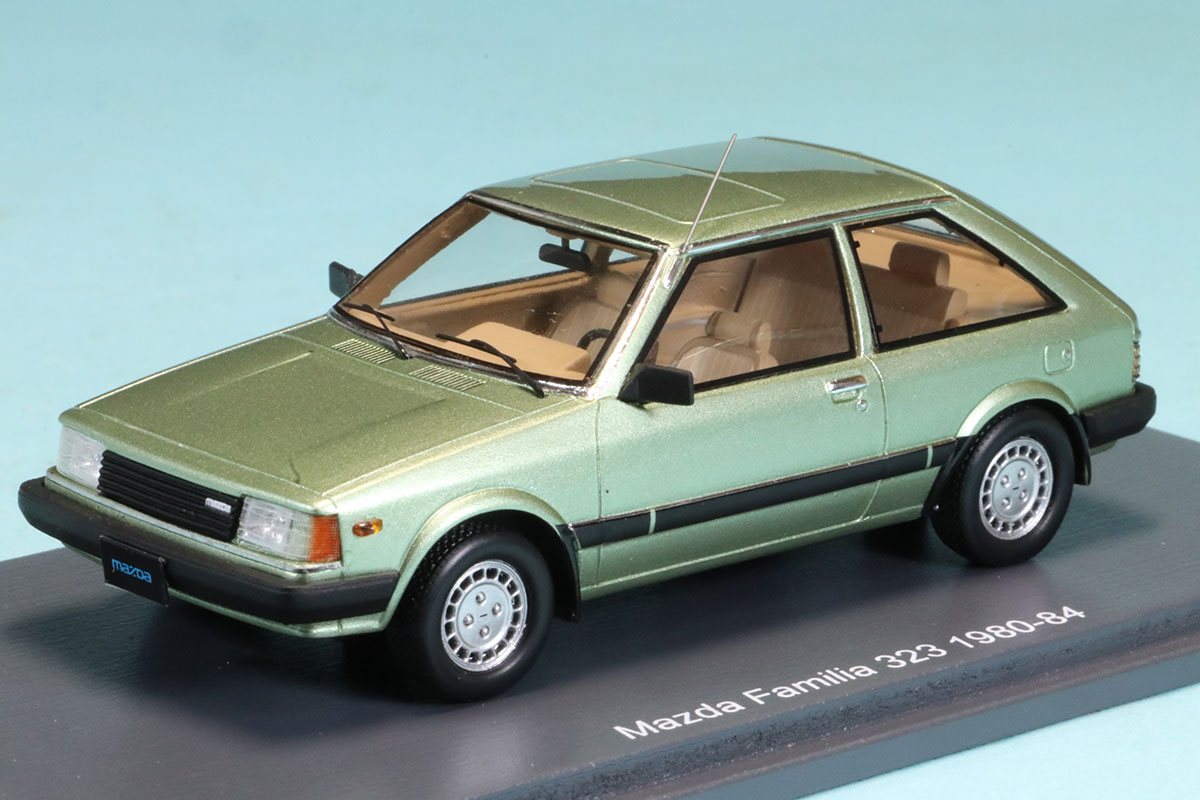 シュコー 1/43 マツダ ファミリア 323 1980-1984 ライムグリーン
