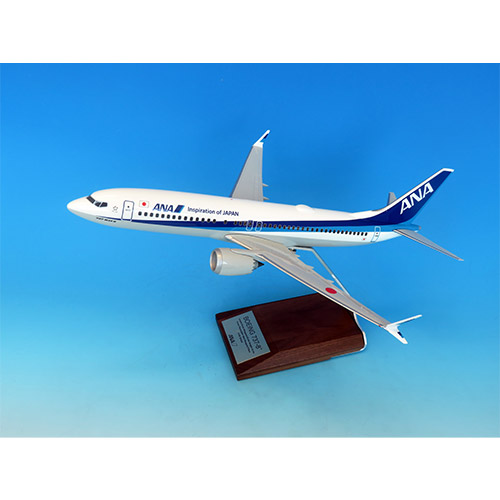 1：100 737-8 デスクトップモデル