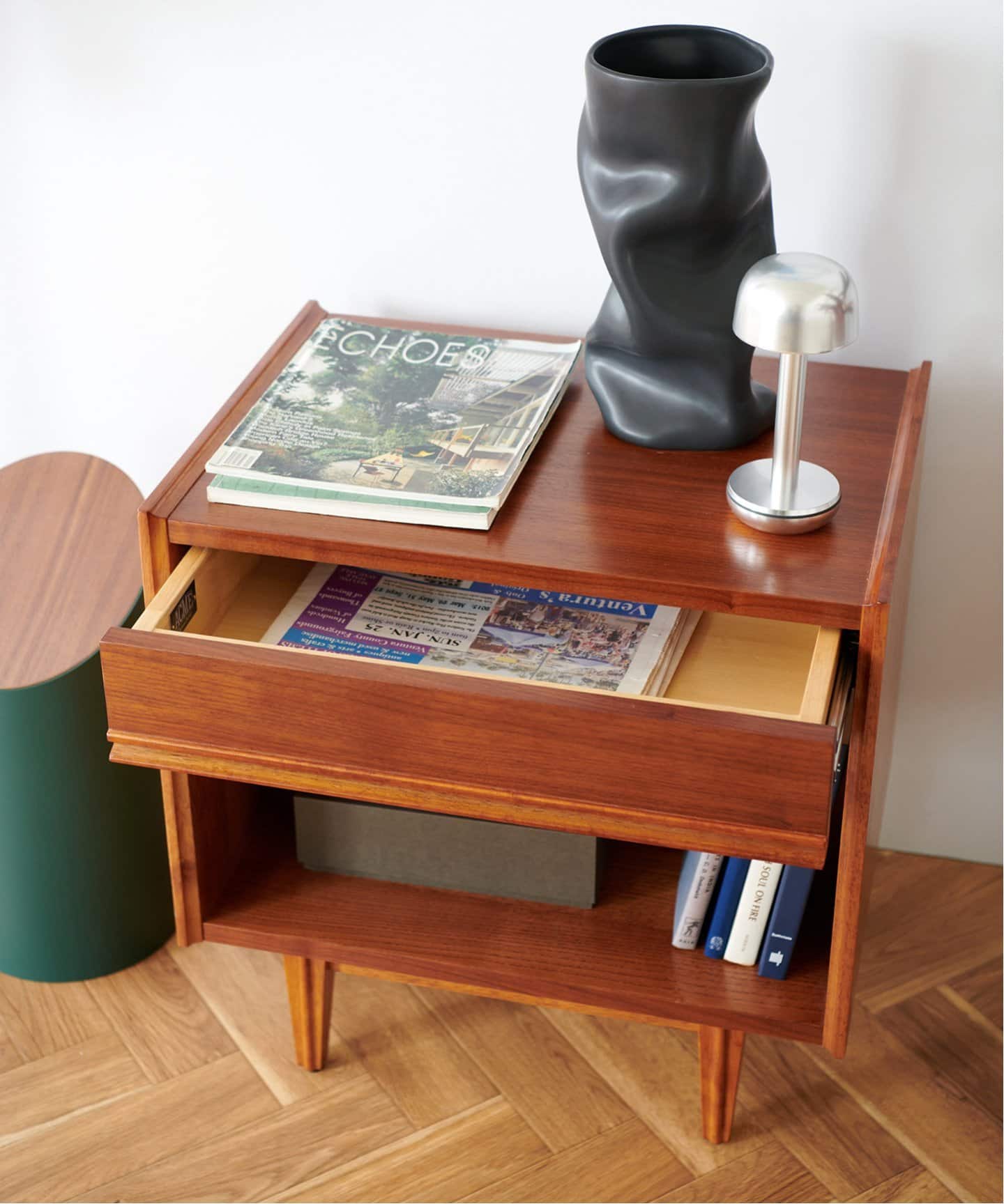 大型商品》TRESTLES NIGHT STAND トラッセルナイトスタンド（収納家具