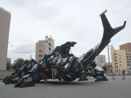 巨大カブトムシロボット - 博多経済新聞