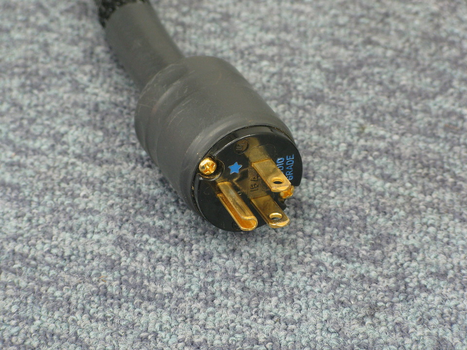 Harmonix X-DC2 Studio Master 1.0m電源ケーブル Harmonix X-DC2 Power