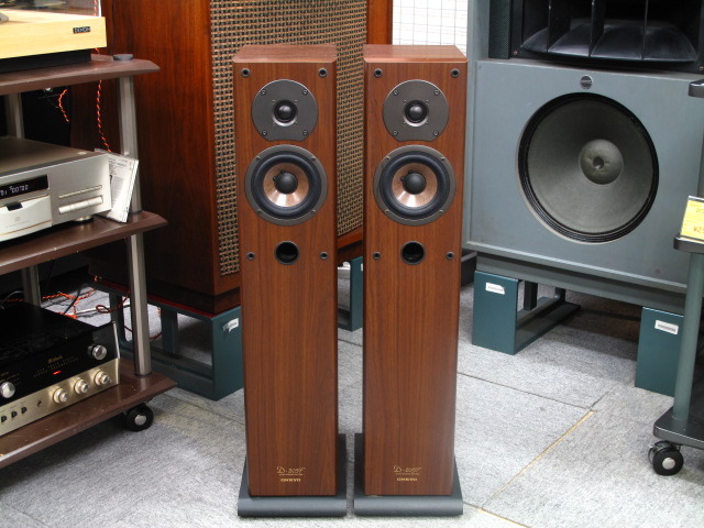 ONKYO D-205F トールボーイスピーカー ペア