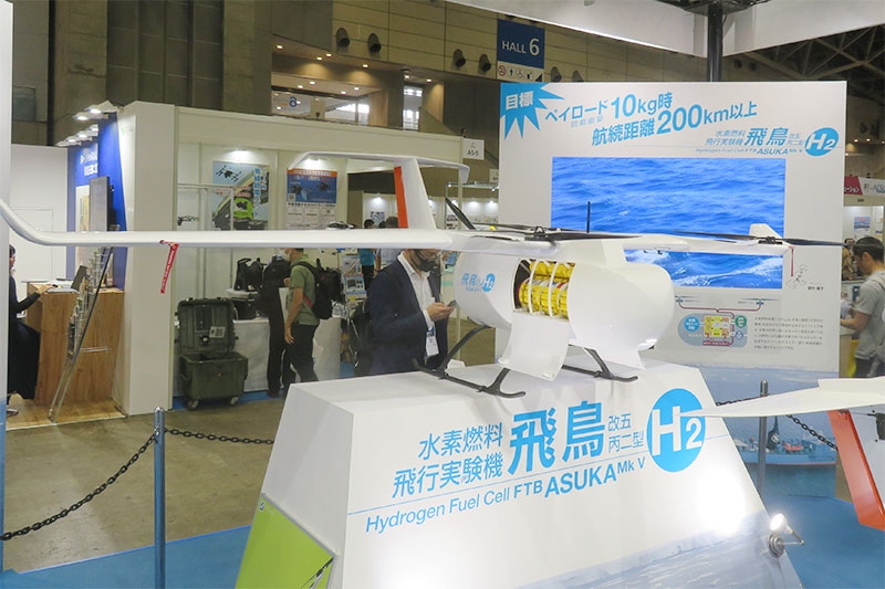 航続距離2倍・可搬重量5倍…水素電池搭載ドローンが目指す性能｜ニュー