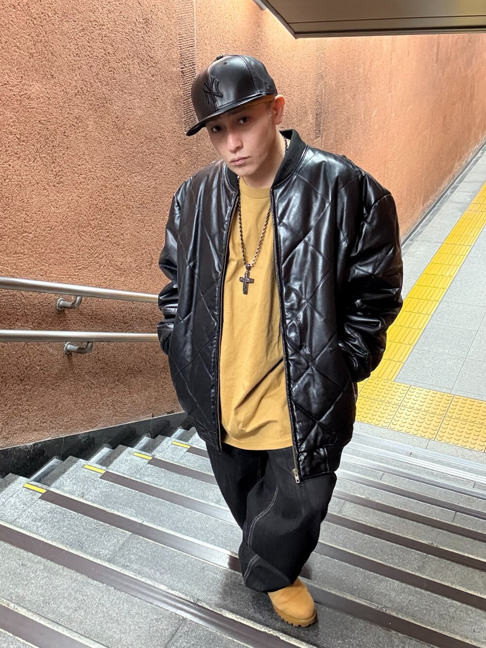 LOVELESS シングルライダース MA-1 羊革 スタッズ ブラック LOVELESS