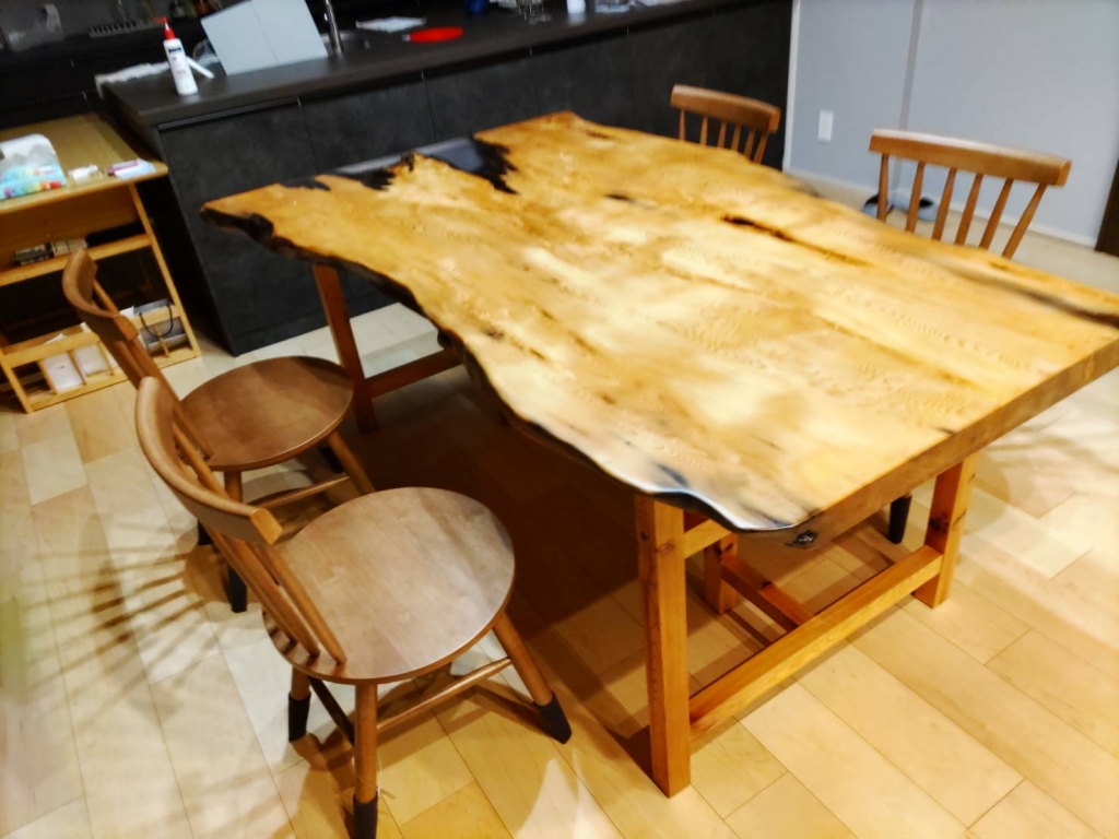 桑一枚板一点物レジンサイドテーブル