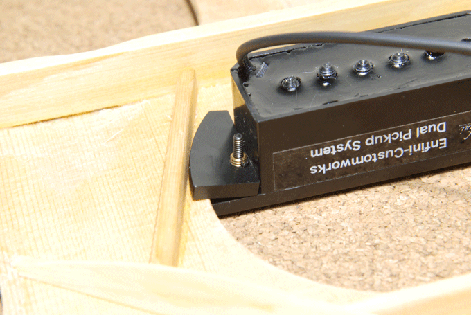 Sunrise S-2用クランプ(アルミ削り出し代替品)