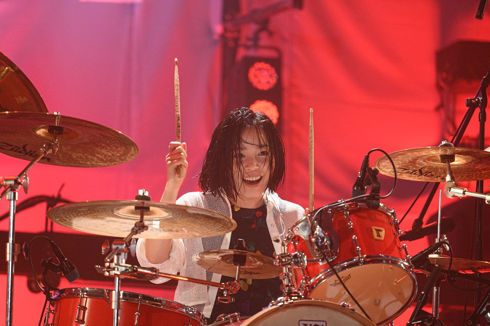 佐藤健らが本気の音楽「グラスハート」劇中バンドTENBLANK、場面写真