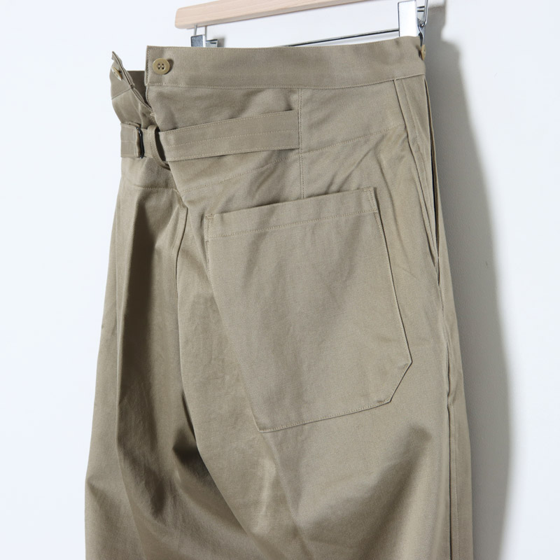 COMOLI (コモリ) コットンチノ オーバーパンツ