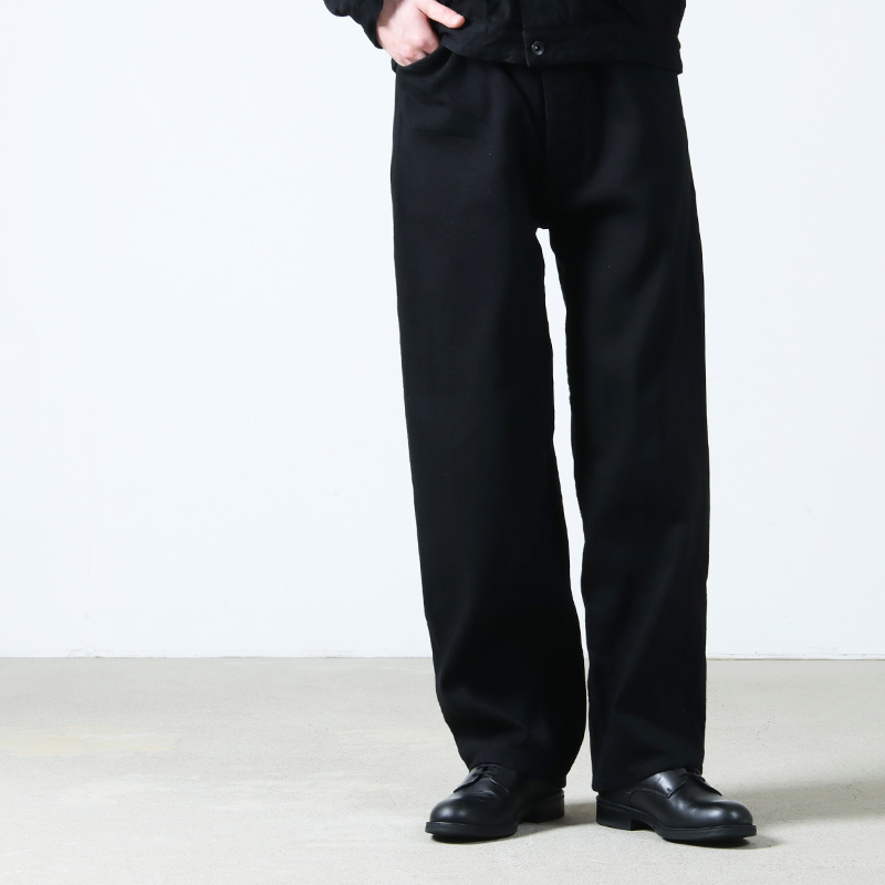 COMOLI (コモリ) デニム ベルテッドパンツ