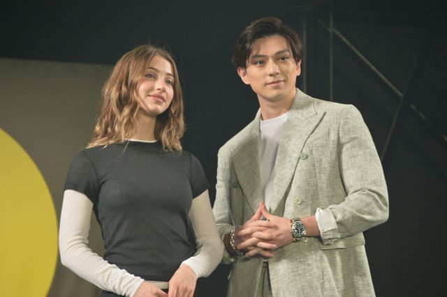 ワンピース ナミ コミコン エミリー・ラッド サイン コミコン