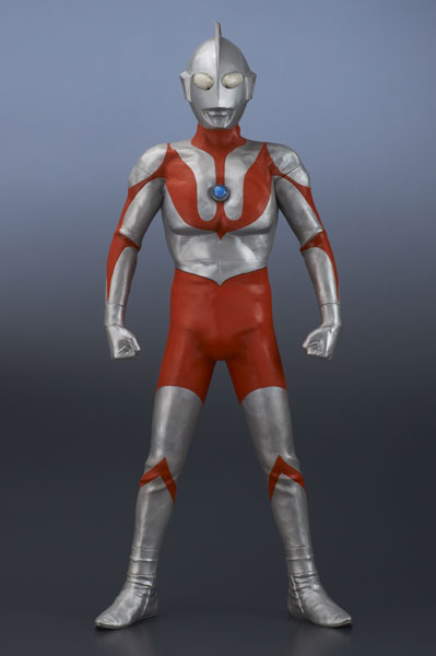 ギガンティックシリーズ ウルトラマン (Cタイプ) 完成品フィギュア