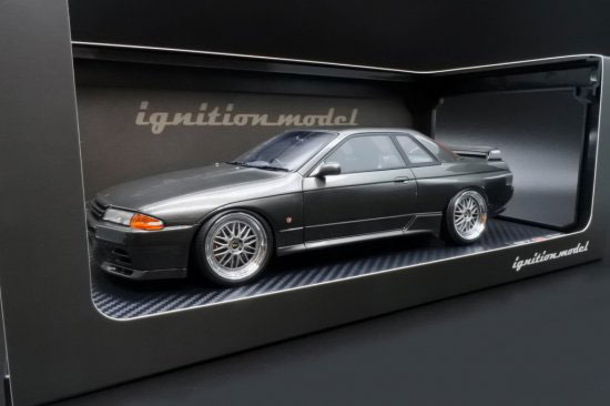イグニッションモデル1/18ニッサンスカイラインGT-RニスモR32 限定54台
