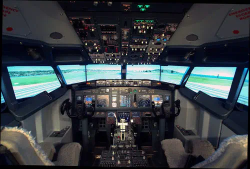 BOEING 737 コックピット シートベルト BOEING 737 コックピット