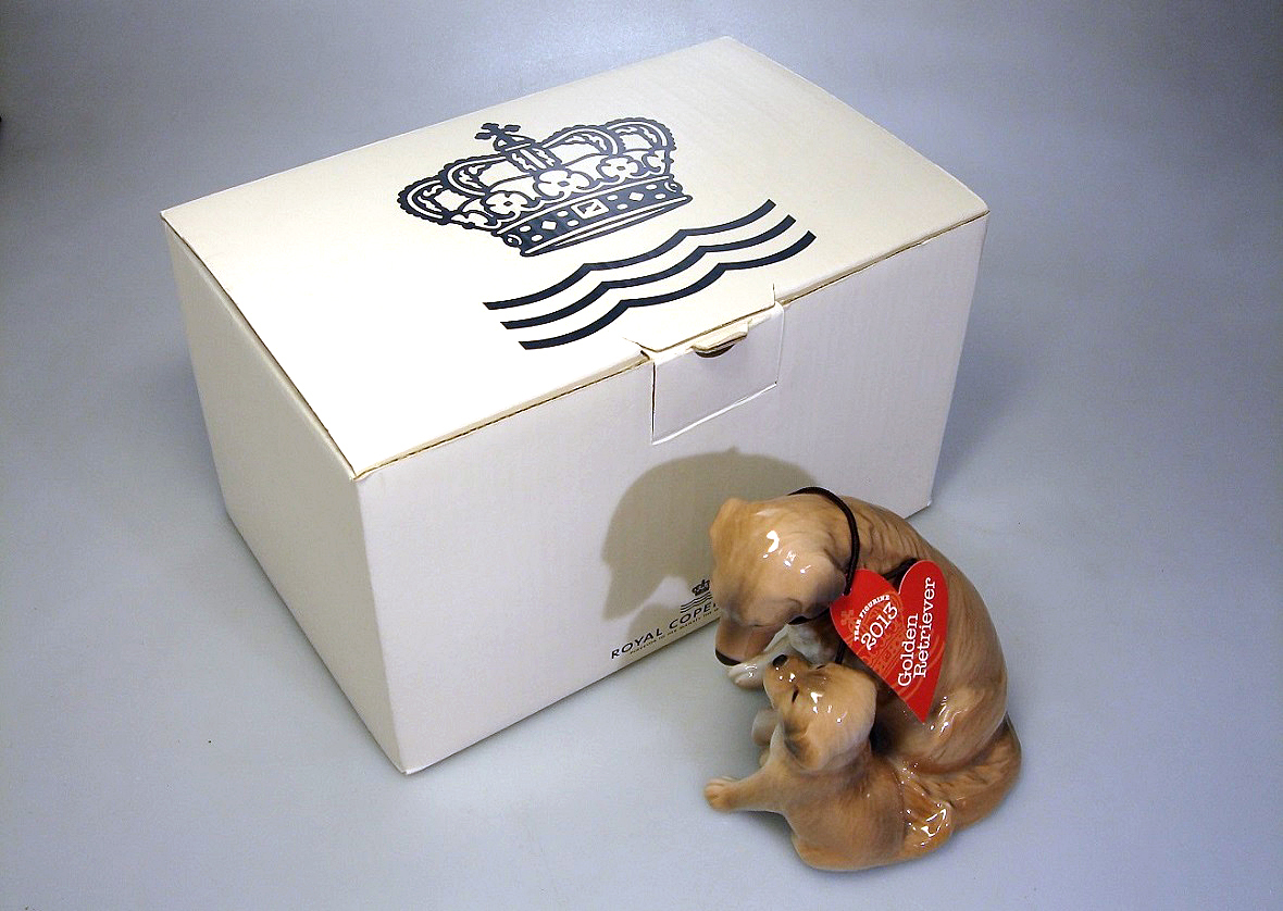 ロイヤルコペンハーゲンイヤーフィギュリン2013年ゴールデンレトリバー