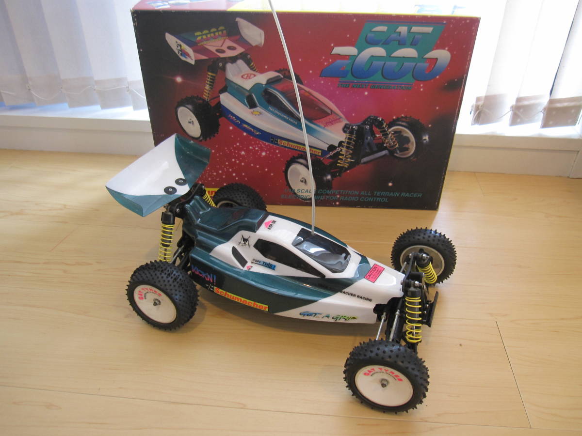 Schumacher シューマッハ 電動RC 1/10 SST 2000 Schumacher