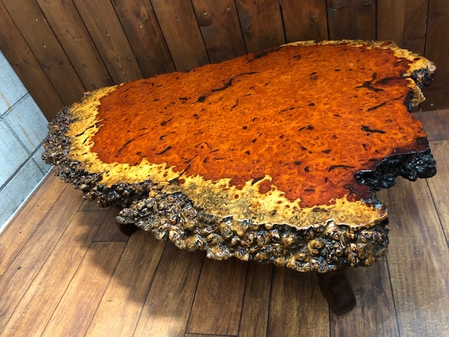 花梨の座卓（一枚もの） 花梨 座卓 ローテーブル 一枚板 天然