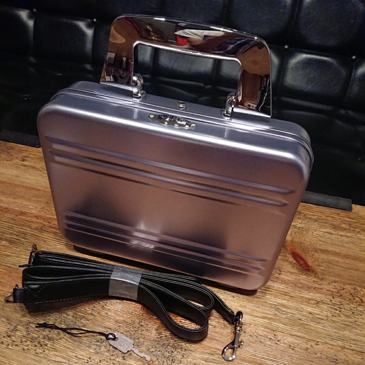 ゼロハリバートン ZERO ミニアタッシュケース ミニバッグ（鍵なし、傷