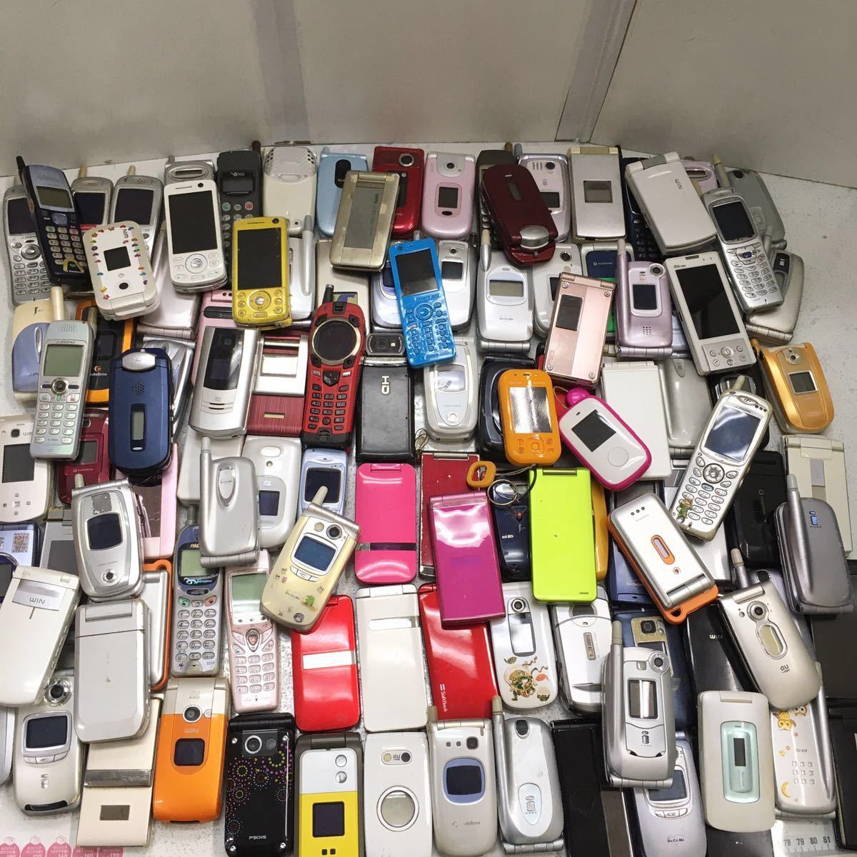 携帯電話本体 ガラケー 50台まとめ ジャンク タ125 携帯電話本体