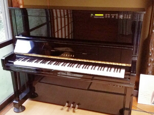 ヤマハ HQ300SX【訳あり・自動演奏/サイレント(消音)機能付】内外装