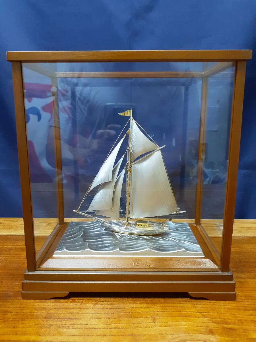TAKEHIKO 武比古 銀仕上げ ヨット 置物 ガラスケース付 関 武比古