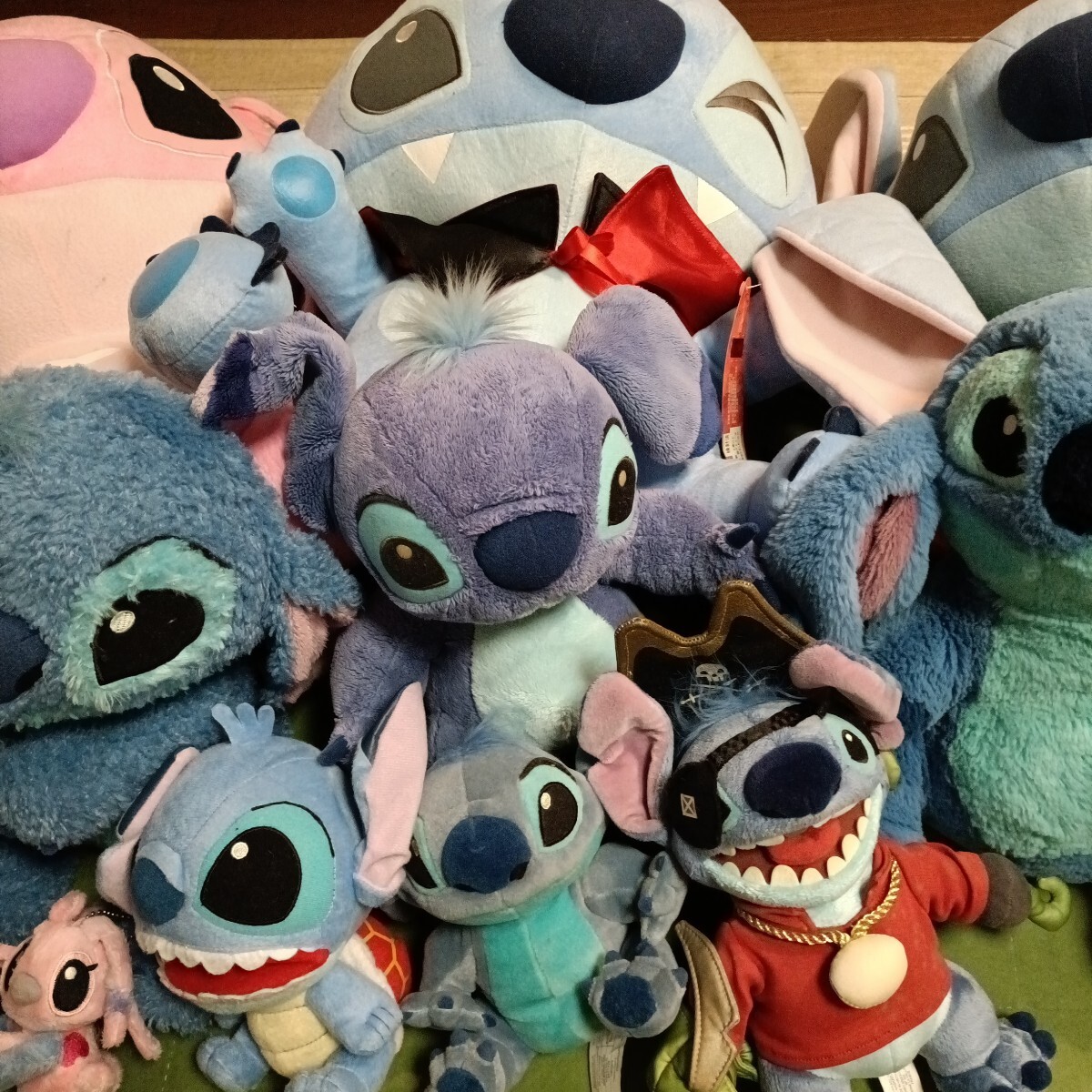 施設9☆横浜中華街9☆ディズニー11☆スティッチ☆記念メダル☆茶平工業