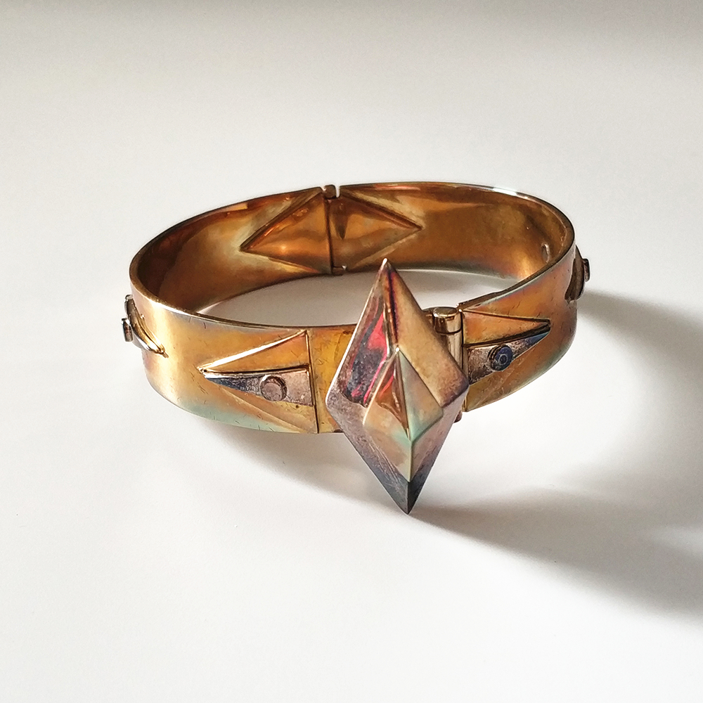 帰ってきたウルトラマン ウルトラブレスレット型リング インスパイア