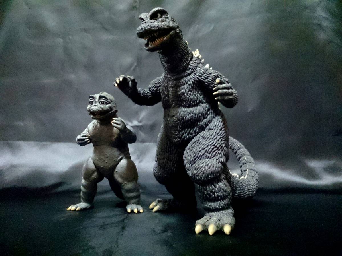 少年リックエクスプラス大怪獣シリーズゴジラの息子。ミニラ単体