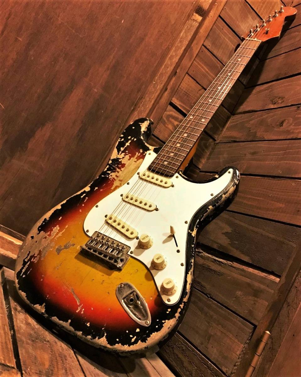 レリック加工ストラトキャスター レア！？】レリック加工 ストラト