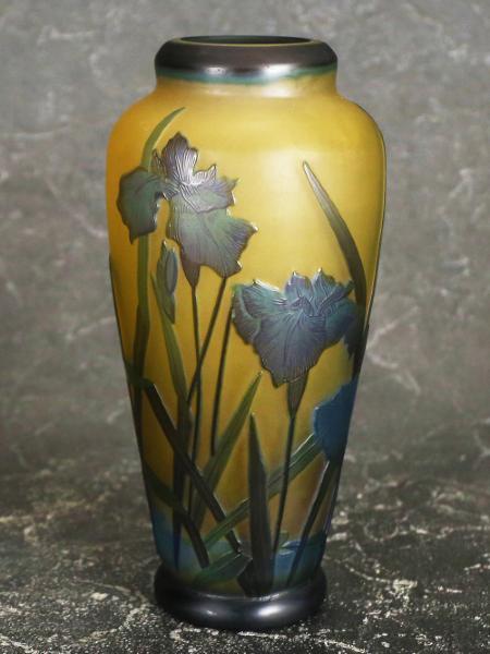 ガラス工芸作家亀井治美幻彩琳水辺菖蒲文壺真作保証