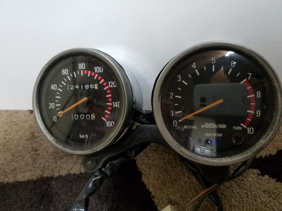 ヤマハ SR400 FI 純正 スピードメーター タコメーターセット ②