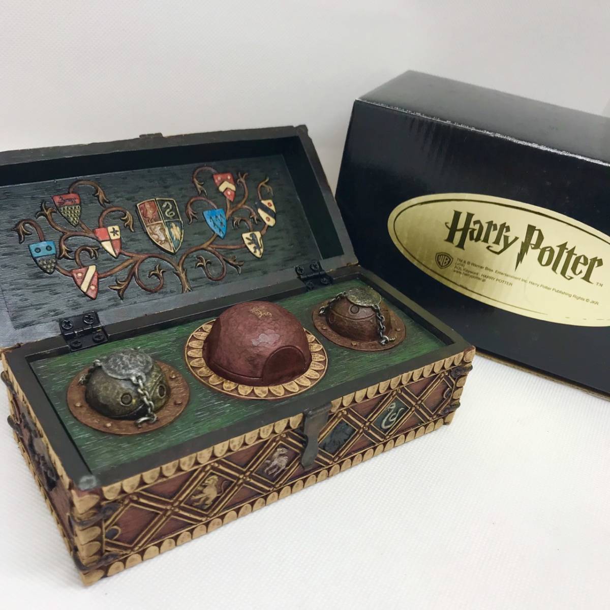 2004年ハリーポッターの世界展 クィディッチ アクセサリーボックス