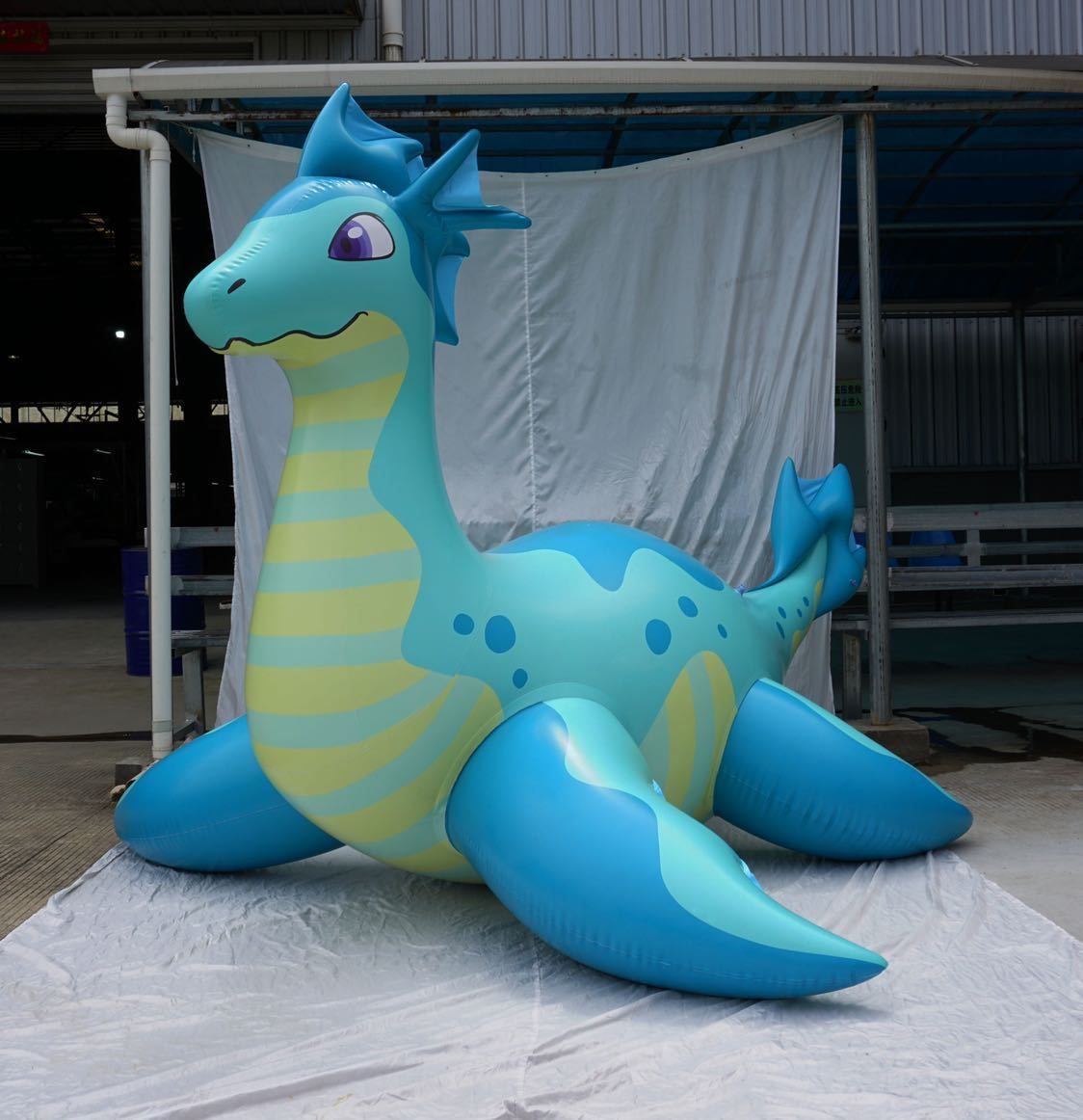 ホワイトドラゴン フロート 空気ビニール風船 浮き輪 希少 バルーン