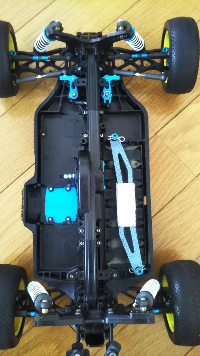 タミヤDB01シャーシ、オプション多数装備、ボディ付き タミヤDB01