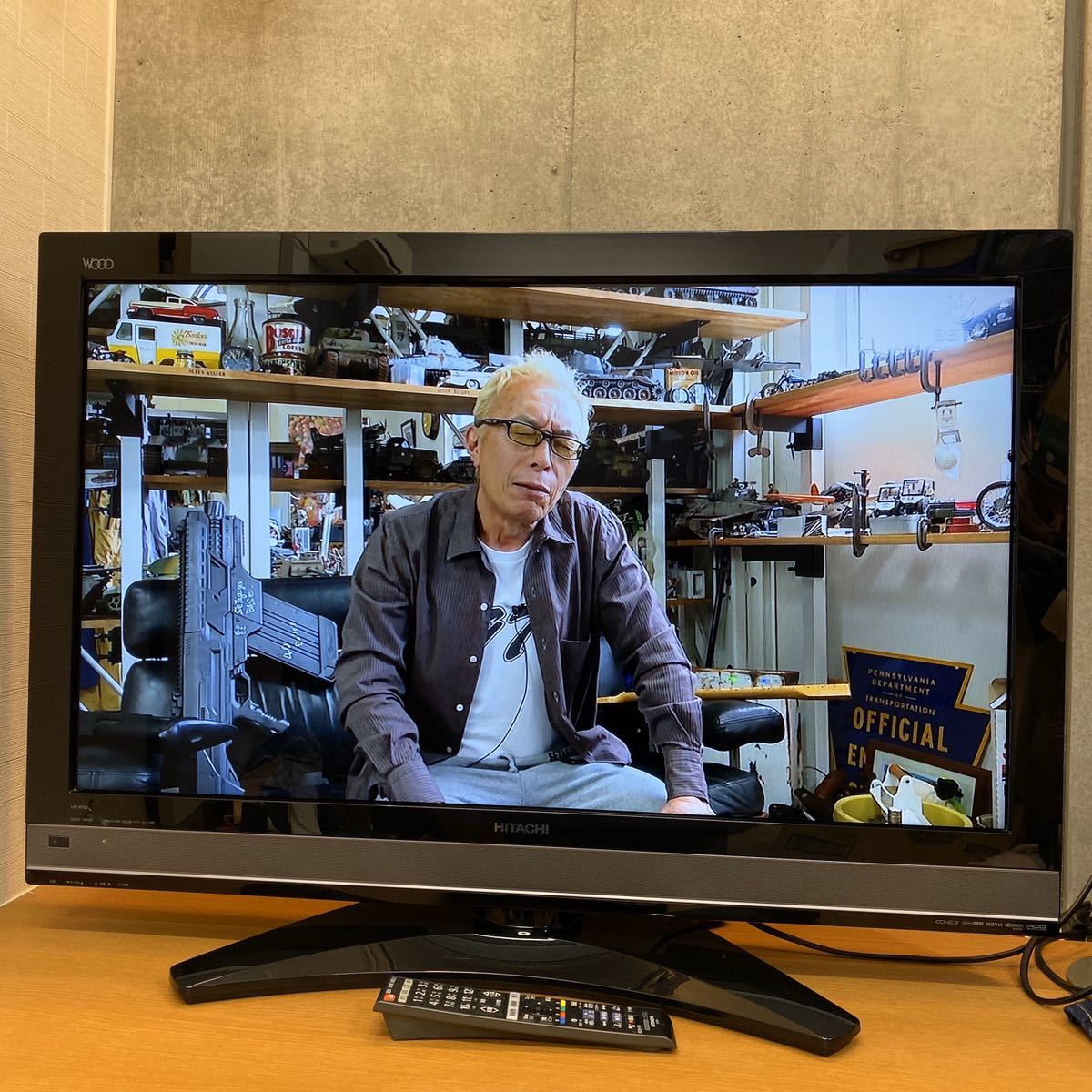 X112 HITACHI 日立 WOO L37-XP03 37V型 フルハイビジョン 液晶テレビ