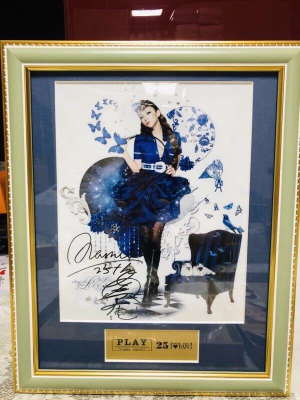 安室奈美恵さん サイン入り 写真 安室奈美恵さん サイン色紙とサイン