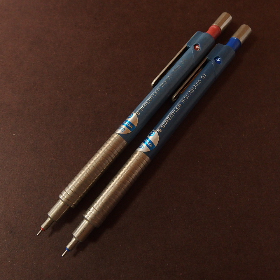 傷や汚れあり】☆廃番 レア staedtler marstechno 0.5 0.7 二本セット