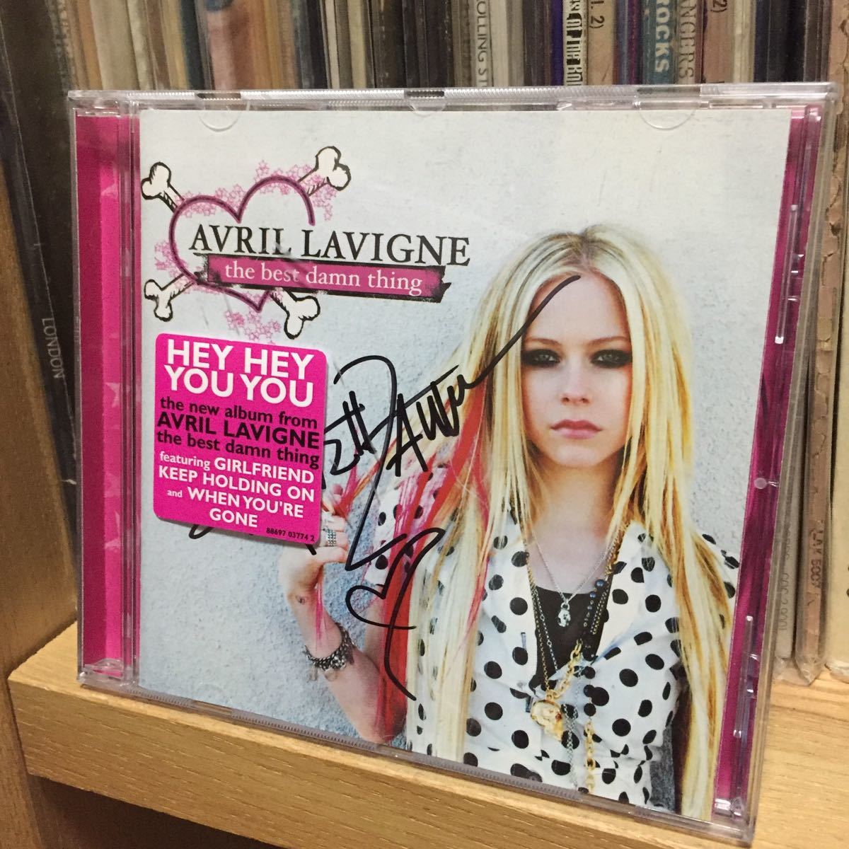 アヴリル・ラヴィーン 直筆サイン色紙 グッズ Avril Lavigne アヴリル