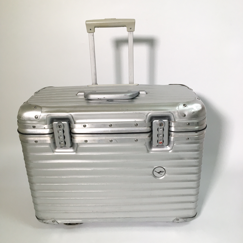 リモワ 940.31トパーズ『ルフトハンザ 』スリムパイロットケース 29L