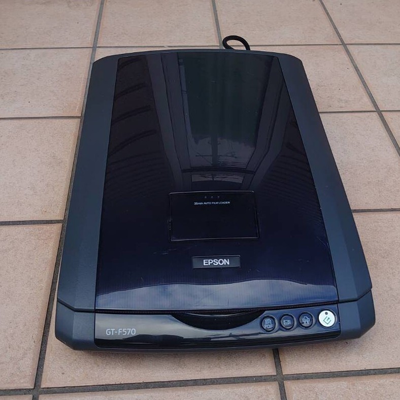 保証付】美品 エプソン Epson GT-X980 フラットベッド フィルムスキャナー