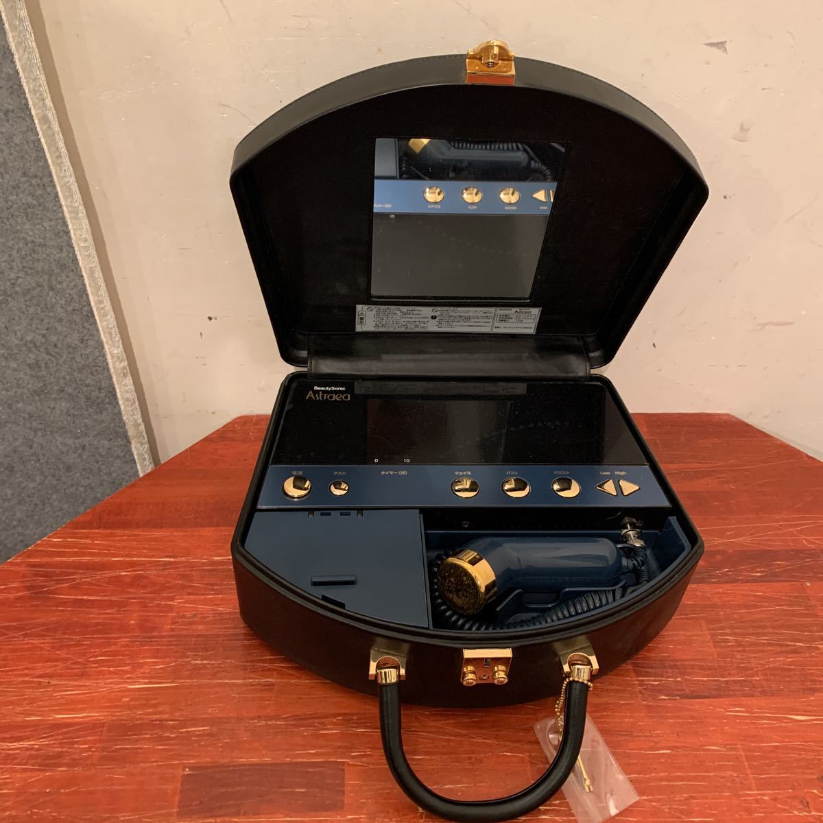 専用ジェル付き ナリス ビューティプロ ソニック 美品 ナリス化粧品