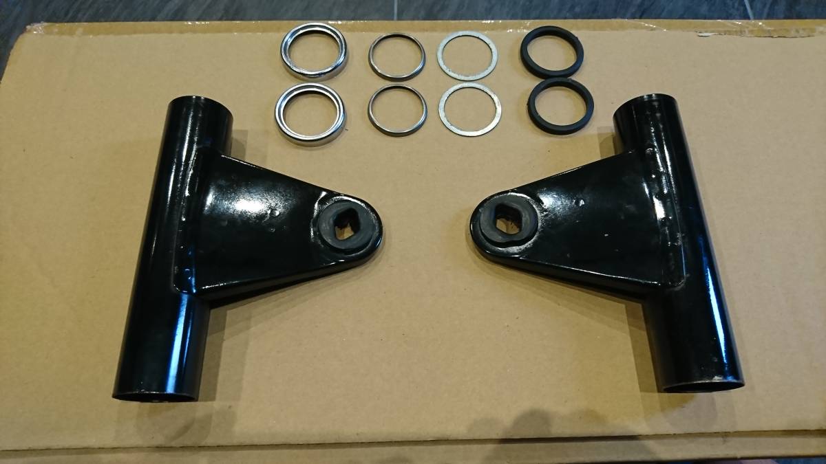 本物 z400fx 純正ライトステー Z400FX 砂型ヘッドライトステイ左右