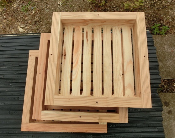 日本蜜蜂重箱式巣箱！ハニーズハウス！五段スノコセット！送料無料