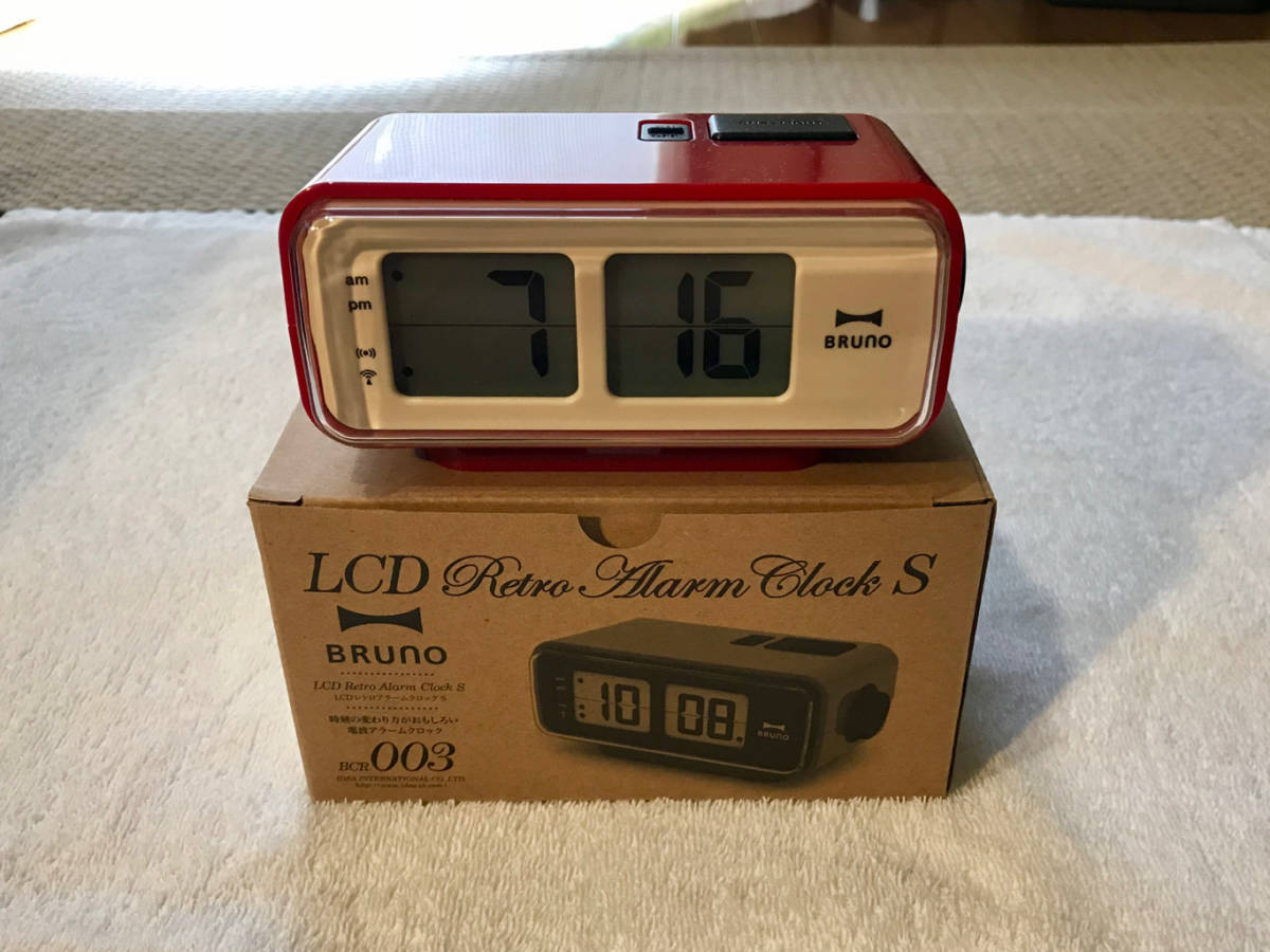 BRUNO ブルーノ LCDレトロアラームクロック S レッド デジタル電波時計