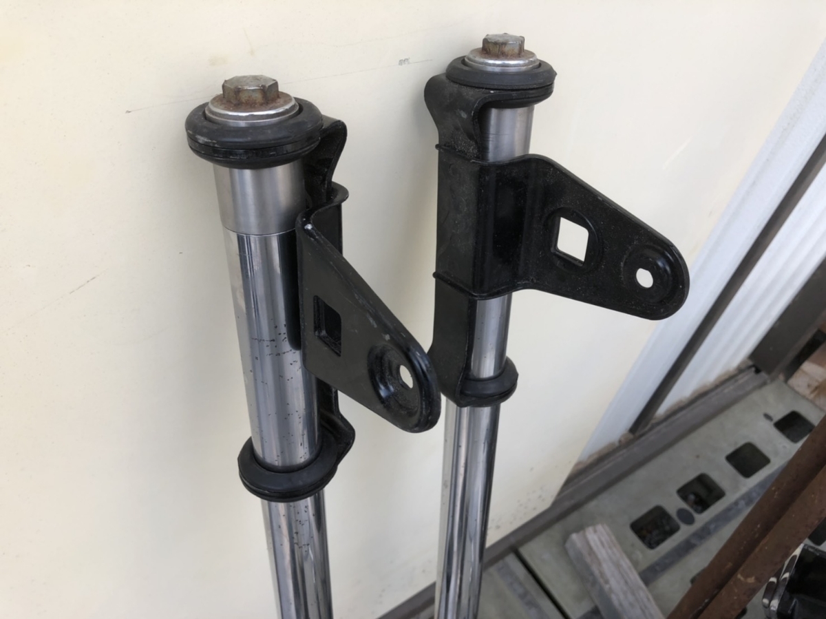 根強い人気.GS400.純正ライトステー.ウインカーステー.ヘッドライト