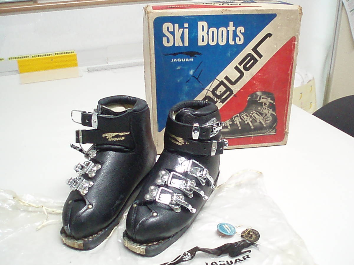 昭和のスキー靴