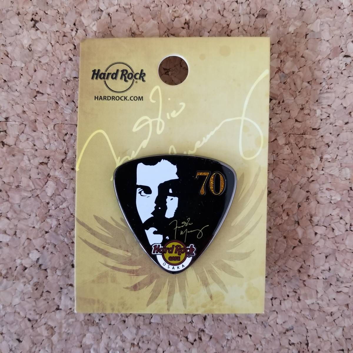 ハードロックカフェ 大阪店限定 ピンバッジ フレディマーキュリー