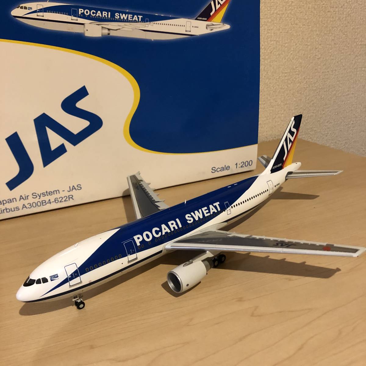 JAL エアバスA300-600R 1/200 飛行機模型 JC Wings A300-600R タイ国際