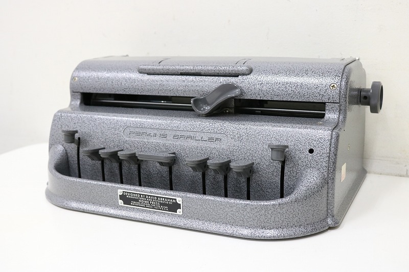 点字タイプライター パーキンスブレーラー Perkins Brailler