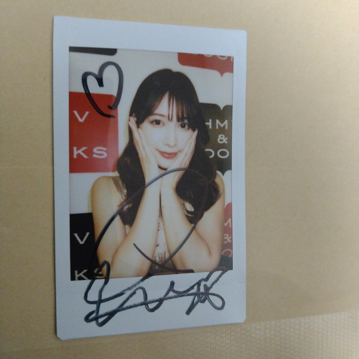 モモ直筆サイン入りクリアファイル twice モモ直筆サイン