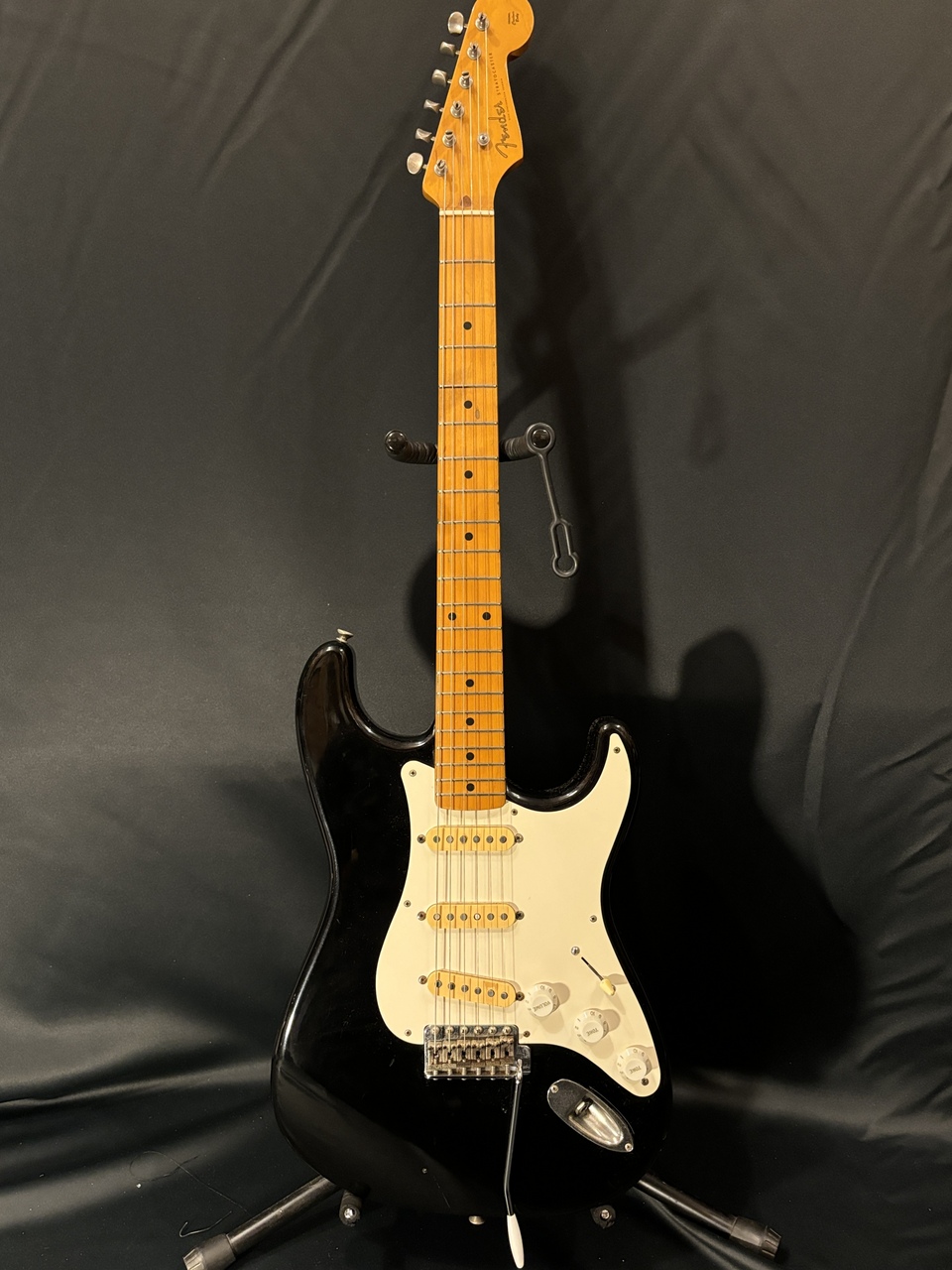 Fender Japan stratocaster st57 iシリアル